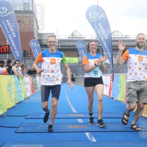 11.08.2024 - GEWOBA Citytriathlon Bremen Lena Gebhardt http://msf.ph/oto/6789333 11.08.2024 11:27:04 Ziel 32, 44 meine-sportfotos.de