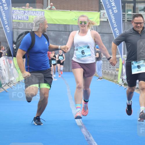 11.08.2024 - GEWOBA Citytriathlon Bremen Lena Gebhardt http://msf.ph/oto/6789394 11.08.2024 11:27:13 Ziel 6, 7, 42, 44 meine-sportfotos.de