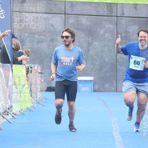 11.08.2024 - GEWOBA Citytriathlon Bremen Lena Gebhardt http://msf.ph/oto/6789461 11.08.2024 11:27:28 Ziel 7, 42 meine-sportfotos.de