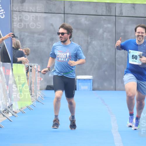 11.08.2024 - GEWOBA Citytriathlon Bremen Lena Gebhardt http://msf.ph/oto/6789463 11.08.2024 11:27:28 Ziel 7, 42 meine-sportfotos.de