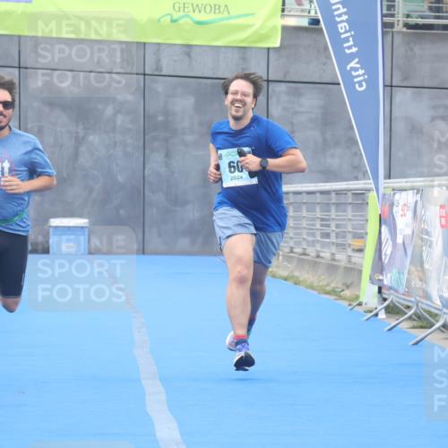 11.08.2024 - GEWOBA Citytriathlon Bremen Lena Gebhardt http://msf.ph/oto/6789464 11.08.2024 11:27:29 Ziel 7, 42 meine-sportfotos.de
