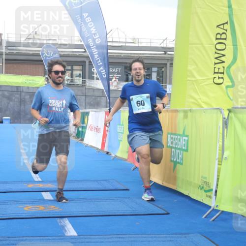 11.08.2024 - GEWOBA Citytriathlon Bremen Lena Gebhardt http://msf.ph/oto/6789490 11.08.2024 11:27:32 Ziel  meine-sportfotos.de