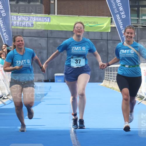 11.08.2024 - GEWOBA Citytriathlon Bremen Lena Gebhardt http://msf.ph/oto/6789599 11.08.2024 11:29:32 Ziel 37 meine-sportfotos.de