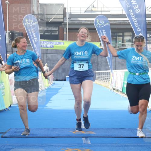 11.08.2024 - GEWOBA Citytriathlon Bremen Lena Gebhardt http://msf.ph/oto/6789607 11.08.2024 11:29:33 Ziel 37 meine-sportfotos.de