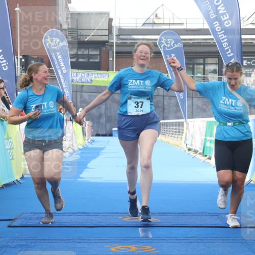 11.08.2024 - GEWOBA Citytriathlon Bremen Lena Gebhardt http://msf.ph/oto/6789609 11.08.2024 11:29:33 Ziel 37 meine-sportfotos.de