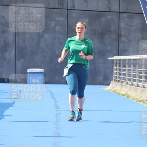 11.08.2024 - GEWOBA Citytriathlon Bremen Lena Gebhardt http://msf.ph/oto/6789625 11.08.2024 11:30:00 Ziel 13 meine-sportfotos.de