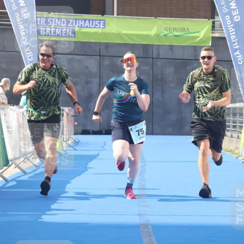 11.08.2024 - GEWOBA Citytriathlon Bremen Lena Gebhardt http://msf.ph/oto/6789778 11.08.2024 11:31:48 Ziel 75 meine-sportfotos.de