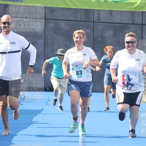 11.08.2024 - GEWOBA Citytriathlon Bremen Lena Gebhardt http://msf.ph/oto/6789809 11.08.2024 11:32:30 Ziel 53, 83 meine-sportfotos.de