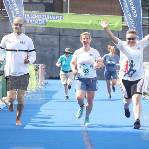 11.08.2024 - GEWOBA Citytriathlon Bremen Lena Gebhardt http://msf.ph/oto/6789819 11.08.2024 11:32:32 Ziel 53, 83 meine-sportfotos.de