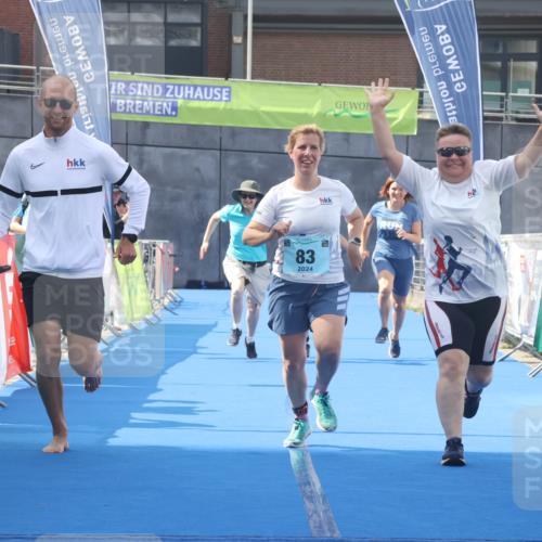 11.08.2024 - GEWOBA Citytriathlon Bremen Lena Gebhardt http://msf.ph/oto/6789822 11.08.2024 11:32:33 Ziel 53, 83 meine-sportfotos.de