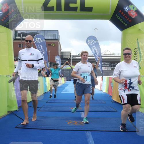 11.08.2024 - GEWOBA Citytriathlon Bremen Lena Gebhardt http://msf.ph/oto/6789844 11.08.2024 11:32:35 Ziel 53, 83 meine-sportfotos.de