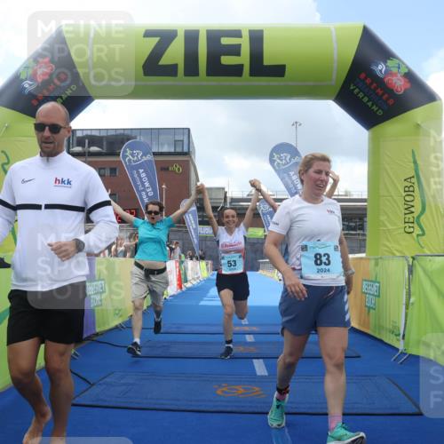 11.08.2024 - GEWOBA Citytriathlon Bremen Lena Gebhardt http://msf.ph/oto/6789852 11.08.2024 11:32:36 Ziel 53, 83 meine-sportfotos.de
