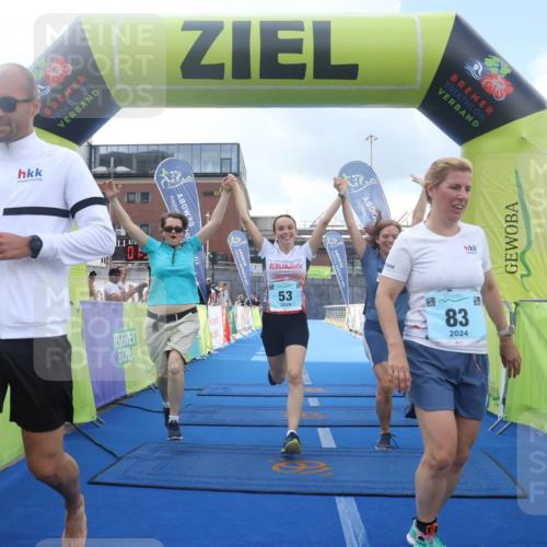 11.08.2024 - GEWOBA Citytriathlon Bremen Lena Gebhardt http://msf.ph/oto/6789854 11.08.2024 11:32:36 Ziel 53, 83 meine-sportfotos.de