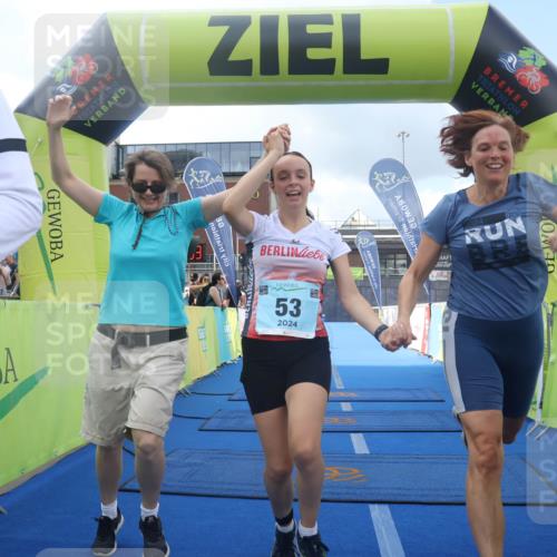 11.08.2024 - GEWOBA Citytriathlon Bremen Lena Gebhardt http://msf.ph/oto/6789860 11.08.2024 11:32:37 Ziel 53, 83 meine-sportfotos.de