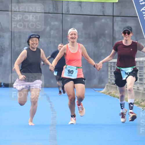 11.08.2024 - GEWOBA Citytriathlon Bremen Lena Gebhardt http://msf.ph/oto/6789868 11.08.2024 11:34:25 Ziel 90 meine-sportfotos.de