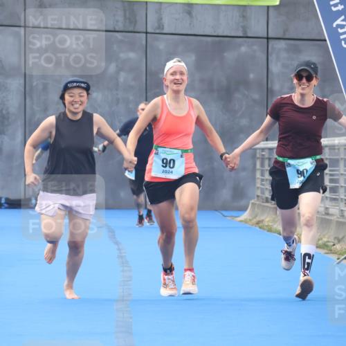11.08.2024 - GEWOBA Citytriathlon Bremen Lena Gebhardt http://msf.ph/oto/6789870 11.08.2024 11:34:26 Ziel 90, 108 meine-sportfotos.de