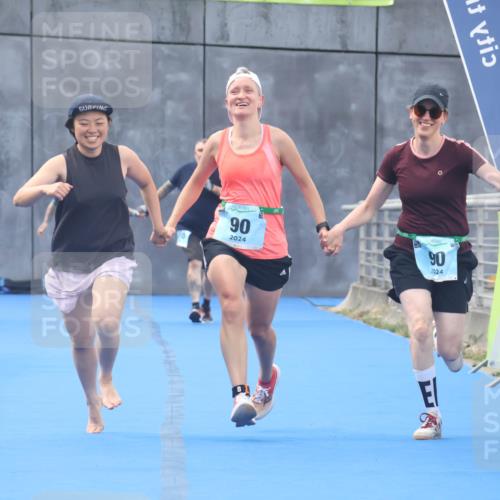 11.08.2024 - GEWOBA Citytriathlon Bremen Lena Gebhardt http://msf.ph/oto/6789872 11.08.2024 11:34:26 Ziel 90, 108 meine-sportfotos.de