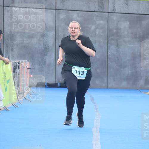 11.08.2024 - GEWOBA Citytriathlon Bremen Lena Gebhardt http://msf.ph/oto/6789986 11.08.2024 11:39:00 Ziel 113 meine-sportfotos.de