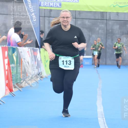 11.08.2024 - GEWOBA Citytriathlon Bremen Lena Gebhardt http://msf.ph/oto/6789999 11.08.2024 11:39:02 Ziel 113 meine-sportfotos.de