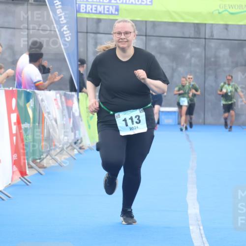 11.08.2024 - GEWOBA Citytriathlon Bremen Lena Gebhardt http://msf.ph/oto/6790000 11.08.2024 11:39:02 Ziel 113 meine-sportfotos.de