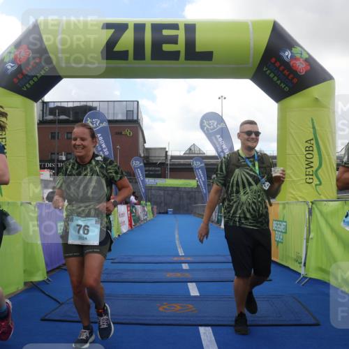 11.08.2024 - GEWOBA Citytriathlon Bremen Lena Gebhardt http://msf.ph/oto/6790087 11.08.2024 11:39:20 Ziel 76 meine-sportfotos.de