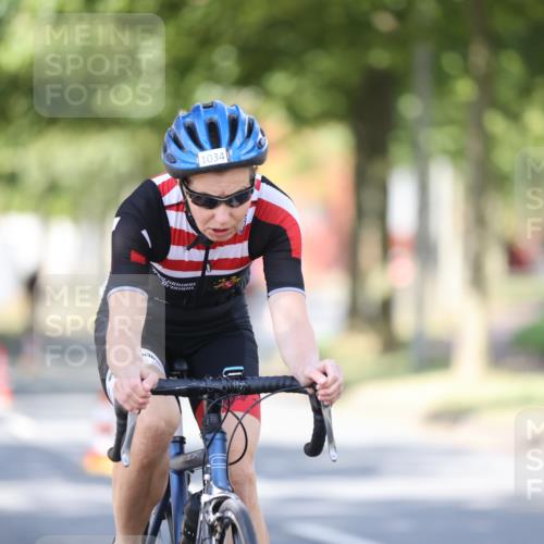 11.08.2024 - GEWOBA Citytriathlon Bremen H.Heesch http://msf.ph/oto/6797396 11.08.2024 11:51:48 Laufen  meine-sportfotos.de