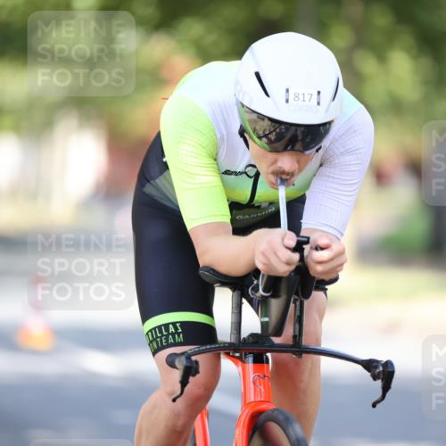 11.08.2024 - GEWOBA Citytriathlon Bremen H.Heesch http://msf.ph/oto/6797416 11.08.2024 11:51:52 Laufen  meine-sportfotos.de