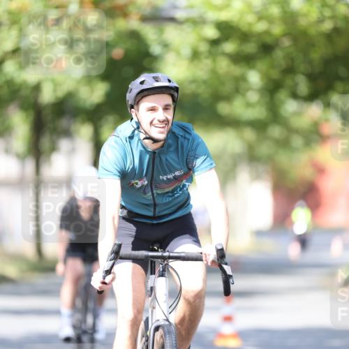 11.08.2024 - GEWOBA Citytriathlon Bremen H.Heesch http://msf.ph/oto/6797430 11.08.2024 11:51:55 Laufen  meine-sportfotos.de