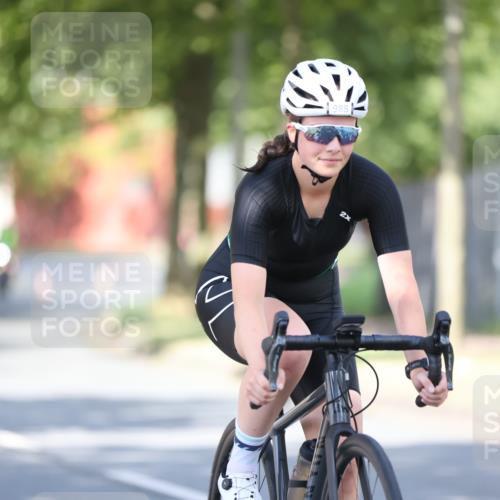 11.08.2024 - GEWOBA Citytriathlon Bremen H.Heesch http://msf.ph/oto/6797439 11.08.2024 11:51:56 Laufen  meine-sportfotos.de