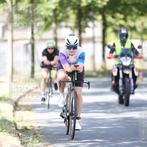 11.08.2024 - GEWOBA Citytriathlon Bremen H.Heesch http://msf.ph/oto/6797452 11.08.2024 11:52:03 Laufen  meine-sportfotos.de