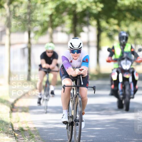 11.08.2024 - GEWOBA Citytriathlon Bremen H.Heesch http://msf.ph/oto/6797455 11.08.2024 11:52:03 Laufen  meine-sportfotos.de