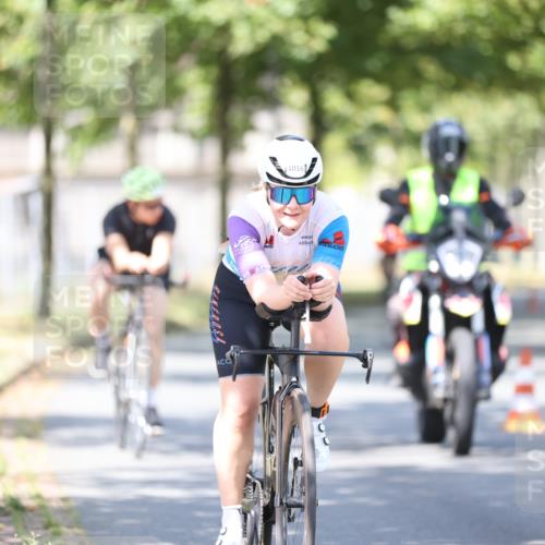 11.08.2024 - GEWOBA Citytriathlon Bremen H.Heesch http://msf.ph/oto/6797459 11.08.2024 11:52:03 Laufen  meine-sportfotos.de