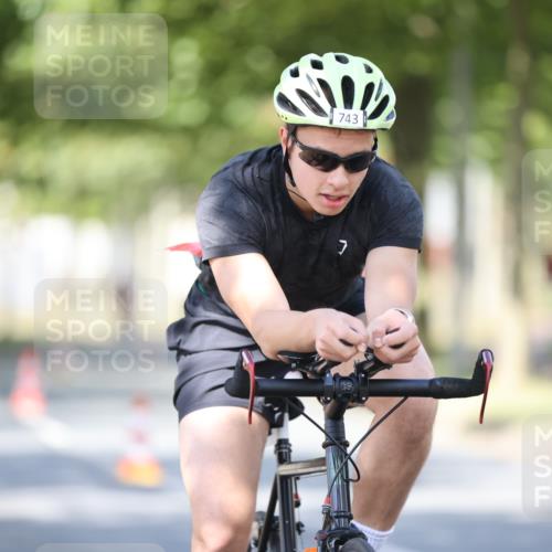 11.08.2024 - GEWOBA Citytriathlon Bremen H.Heesch http://msf.ph/oto/6797480 11.08.2024 11:52:05 Laufen  meine-sportfotos.de