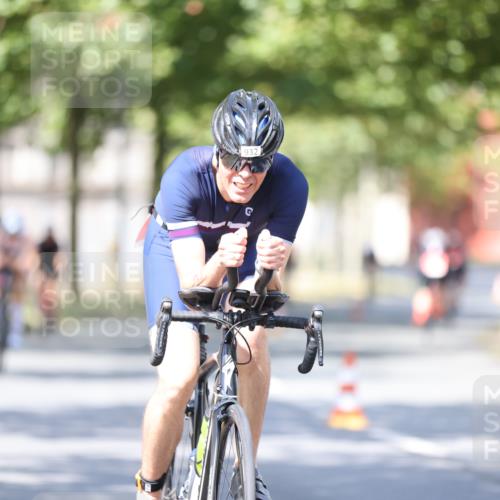 11.08.2024 - GEWOBA Citytriathlon Bremen H.Heesch http://msf.ph/oto/6797494 11.08.2024 11:52:10 Laufen  meine-sportfotos.de