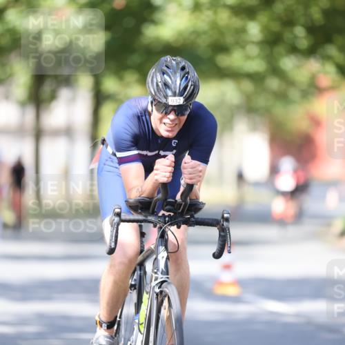 11.08.2024 - GEWOBA Citytriathlon Bremen H.Heesch http://msf.ph/oto/6797495 11.08.2024 11:52:11 Laufen  meine-sportfotos.de