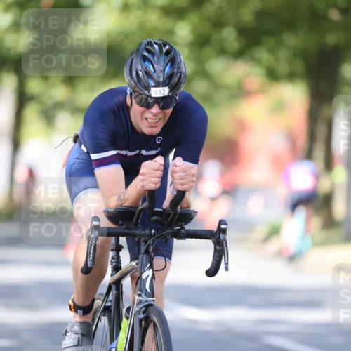 11.08.2024 - GEWOBA Citytriathlon Bremen H.Heesch http://msf.ph/oto/6797498 11.08.2024 11:52:11 Laufen  meine-sportfotos.de