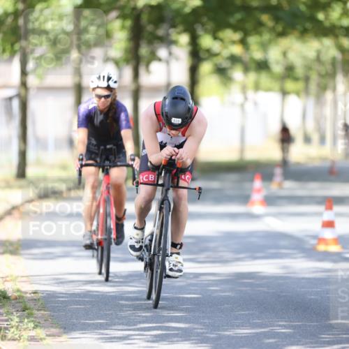 11.08.2024 - GEWOBA Citytriathlon Bremen H.Heesch http://msf.ph/oto/6797516 11.08.2024 11:52:14 Laufen  meine-sportfotos.de