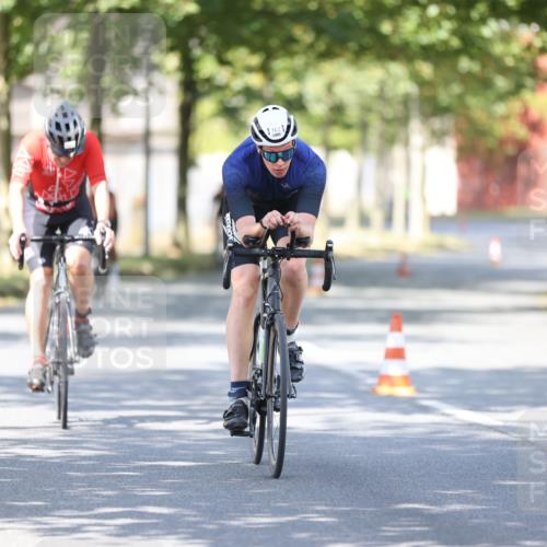 11.08.2024 - GEWOBA Citytriathlon Bremen H.Heesch http://msf.ph/oto/6797552 11.08.2024 11:52:18 Laufen  meine-sportfotos.de