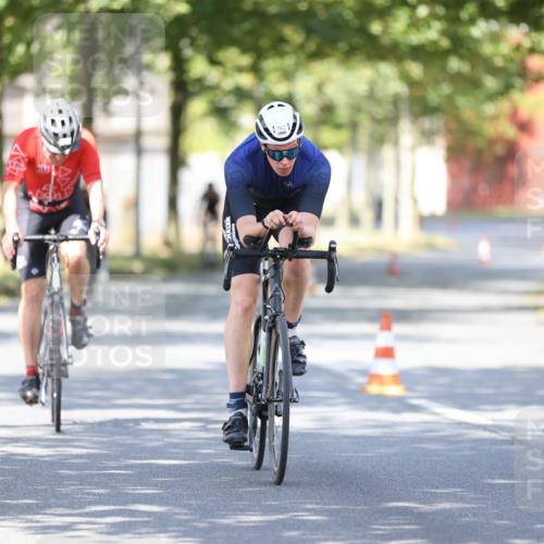 11.08.2024 - GEWOBA Citytriathlon Bremen H.Heesch http://msf.ph/oto/6797554 11.08.2024 11:52:18 Laufen  meine-sportfotos.de