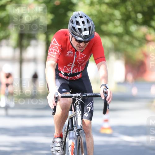 11.08.2024 - GEWOBA Citytriathlon Bremen H.Heesch http://msf.ph/oto/6797570 11.08.2024 11:52:19 Laufen  meine-sportfotos.de