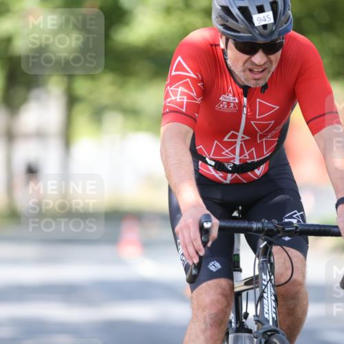 11.08.2024 - GEWOBA Citytriathlon Bremen H.Heesch http://msf.ph/oto/6797583 11.08.2024 11:52:19 Laufen  meine-sportfotos.de