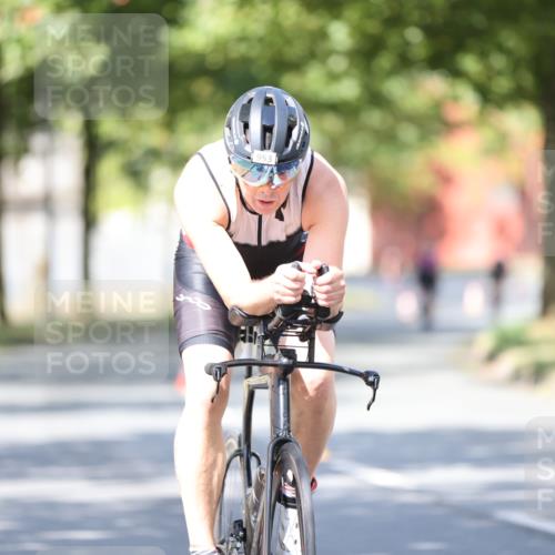 11.08.2024 - GEWOBA Citytriathlon Bremen H.Heesch http://msf.ph/oto/6797695 11.08.2024 11:52:34 Laufen  meine-sportfotos.de