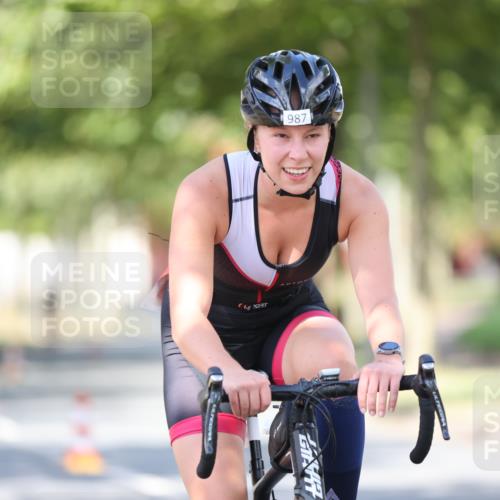 11.08.2024 - GEWOBA Citytriathlon Bremen H.Heesch http://msf.ph/oto/6797763 11.08.2024 11:52:47 Laufen  meine-sportfotos.de