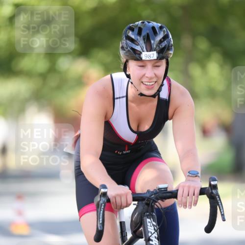 11.08.2024 - GEWOBA Citytriathlon Bremen H.Heesch http://msf.ph/oto/6797765 11.08.2024 11:52:47 Laufen  meine-sportfotos.de