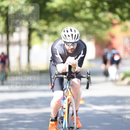11.08.2024 - GEWOBA Citytriathlon Bremen H.Heesch http://msf.ph/oto/6797846 11.08.2024 11:52:56 Laufen  meine-sportfotos.de