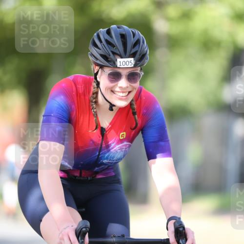 11.08.2024 - GEWOBA Citytriathlon Bremen H.Heesch http://msf.ph/oto/6797911 11.08.2024 11:53:00 Laufen  meine-sportfotos.de