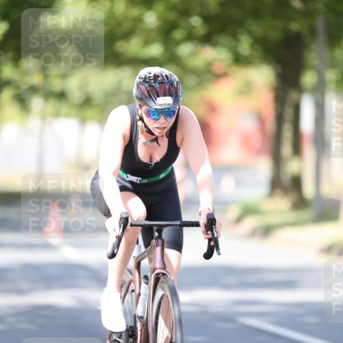 11.08.2024 - GEWOBA Citytriathlon Bremen H.Heesch http://msf.ph/oto/6797932 11.08.2024 11:53:16 Laufen  meine-sportfotos.de