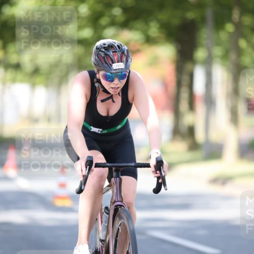 11.08.2024 - GEWOBA Citytriathlon Bremen H.Heesch http://msf.ph/oto/6797935 11.08.2024 11:53:16 Laufen  meine-sportfotos.de