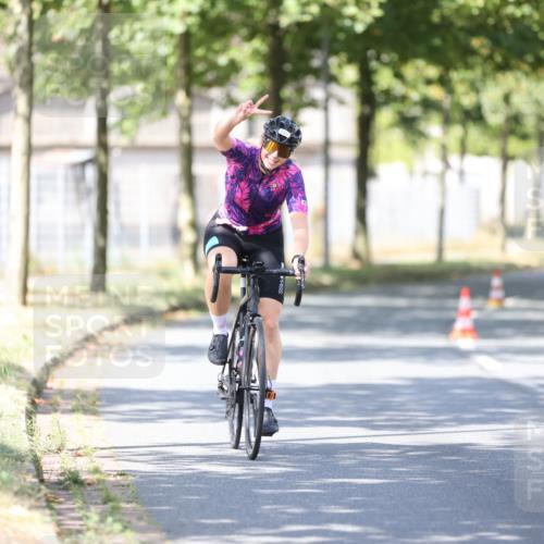 11.08.2024 - GEWOBA Citytriathlon Bremen H.Heesch http://msf.ph/oto/6797974 11.08.2024 11:53:20 Laufen  meine-sportfotos.de