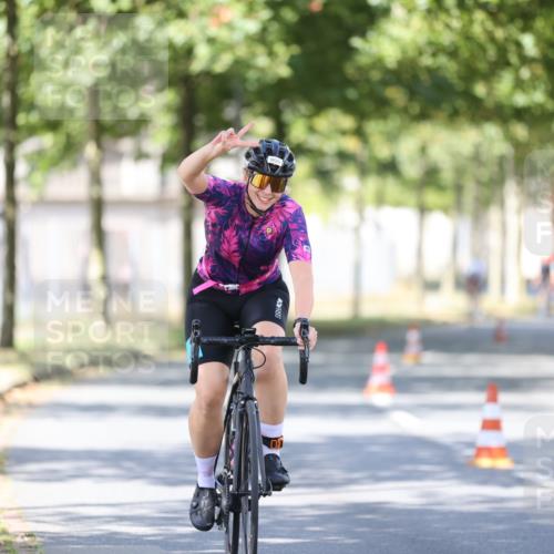 11.08.2024 - GEWOBA Citytriathlon Bremen H.Heesch http://msf.ph/oto/6797994 11.08.2024 11:53:20 Laufen  meine-sportfotos.de